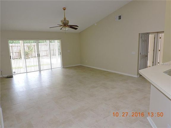 3rd image of 2957 Smithfield Dr