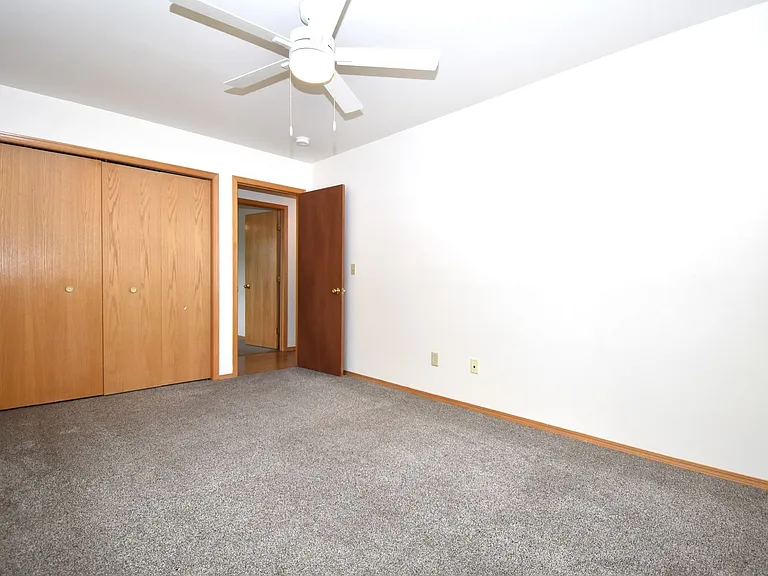 8 Michael Grove Ave #14 — Photo 14