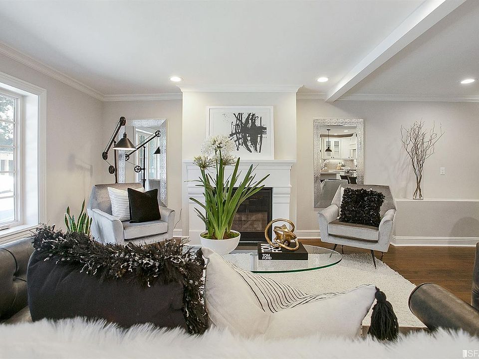 1st image of 226 Roosevelt Way #226A