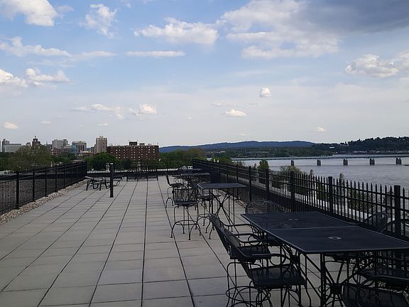 Rooftop deck