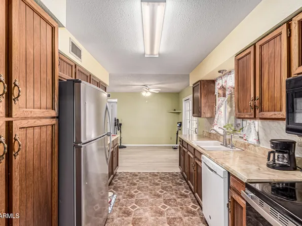 421 S 113th Way, Mesa, AZ 85208