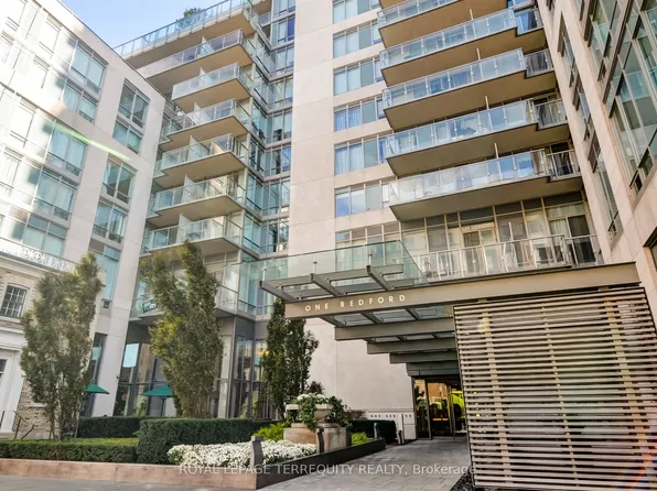 1 Bedford Rd, Toronto, ON