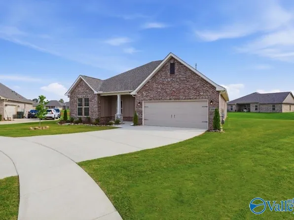 107 Kit Fox Dr, Meridianville, AL 35759