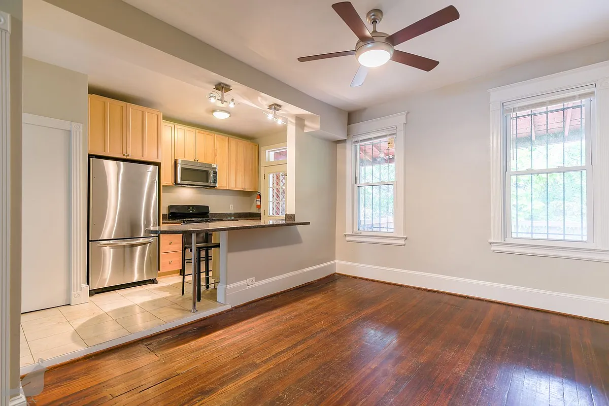 Building Photo - 3414 Warder St NW