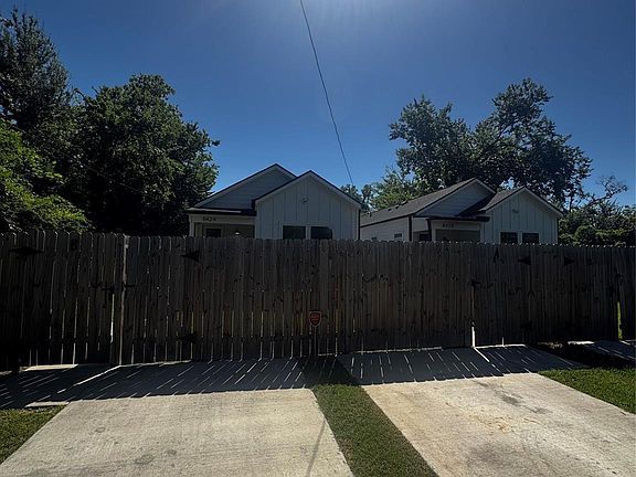 2nd image of 8424 Wileyvale Rd #A