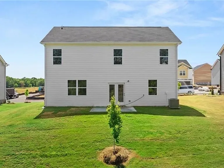 210 Aster Ave — Photo 16