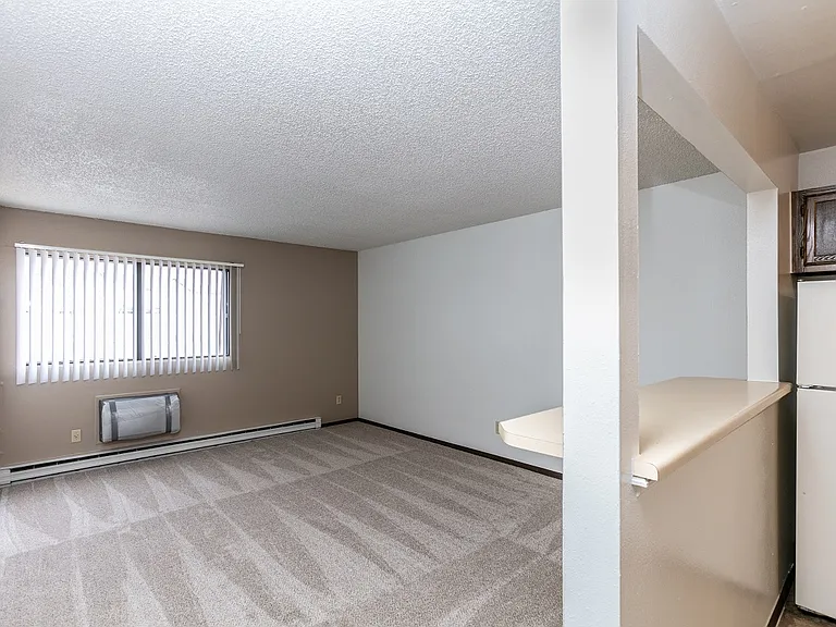 Foxhill Apartments — Photo 56