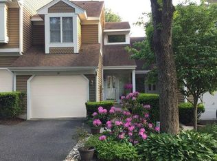 32 Stone Run Rd, Bedminster, NJ 07921