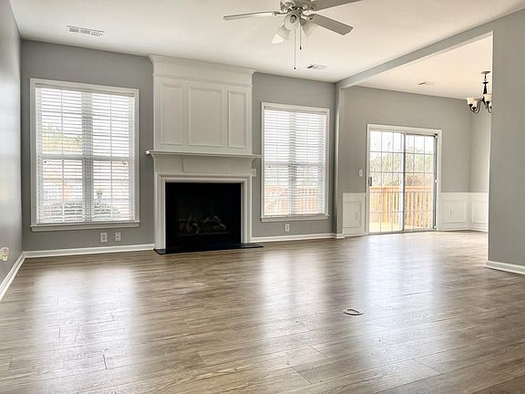 5th image of 150 Finchley Dr