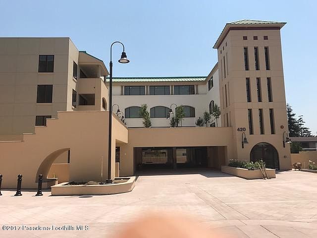 1st image of 420 E Las Tunas Dr #4B