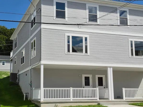 257 S 4th St, Hamburg, PA 19526