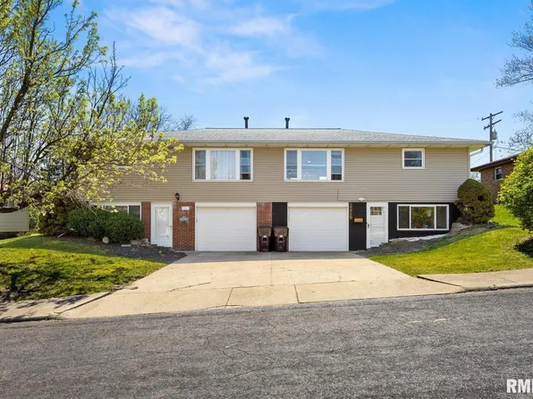 2216 W Westport Rd, Peoria, IL 61615