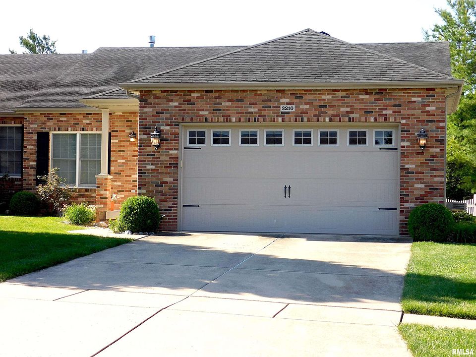 1st image of 3210 Mackinaw Ln