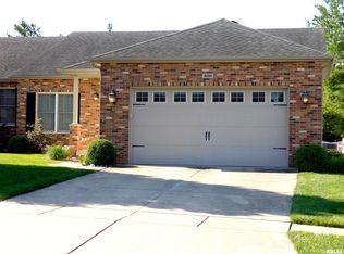 3210 Mackinaw Ln, Springfield, IL 62711