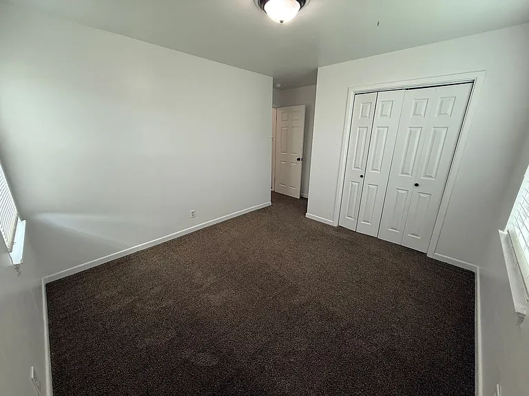 1001 Goode Dr — Photo 17