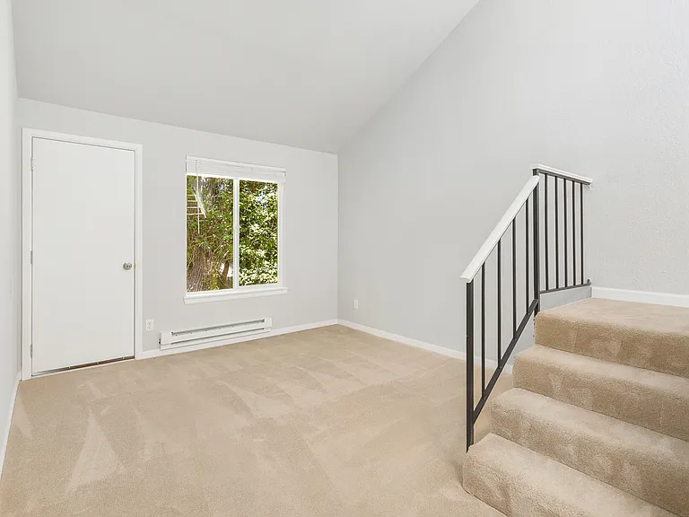 10834 NE 148th Ln #C2 — Photo 13