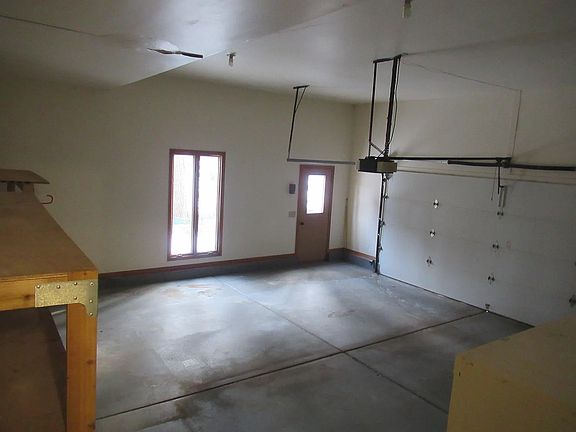 5th image of 3928 Hemmingway Dr