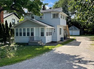 2332 Fordham St, Keego Harbor, MI 48320