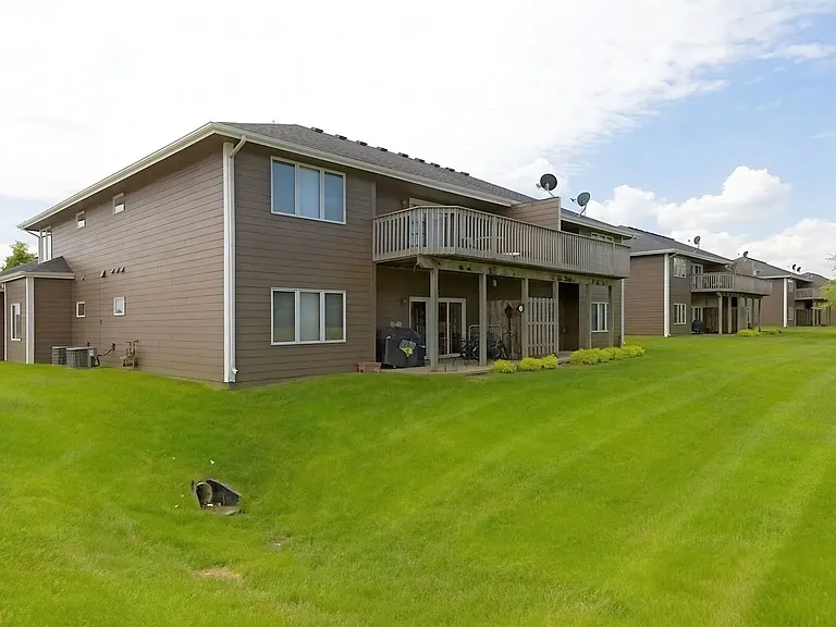The Pines Townhomes: Spacious Living in Quaint Ankeny Neighborhood! — Photo 12
