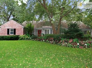 2521 W 65th St, Mission Hills, KS 66208