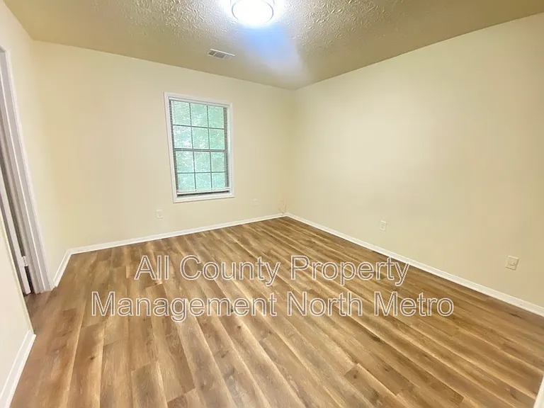 3054 Destin Cir — Photo 11