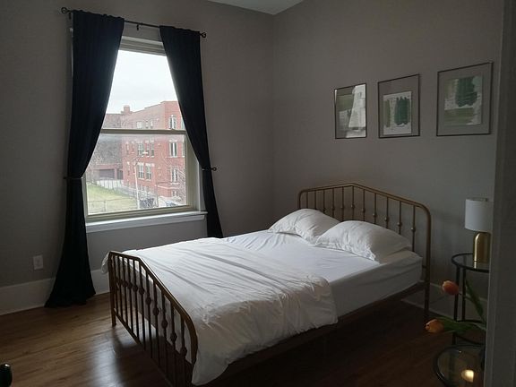 4th image of 6626 S Kenwood Ave APT 3