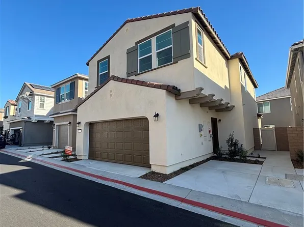 1848 Jojoba Dr, Santa Paula, CA 93060