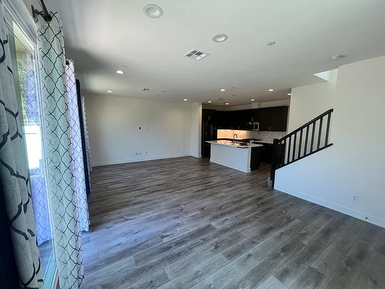 3131 Nala Way — Photo 4