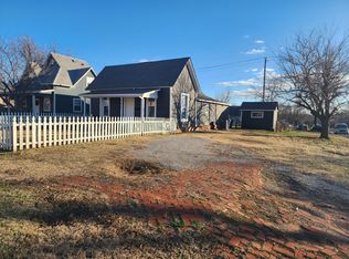 801 E Vilas Ave, Guthrie, OK 73044