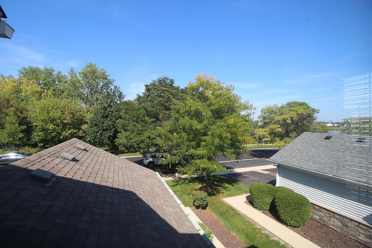Building Photo - 2518 Golf Ridge Cir #2518