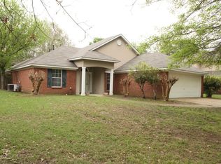 571 Brookstone Dr, Madison, MS 39110