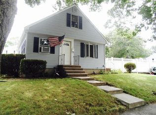 8 Violet Rd, Peabody, MA 01960