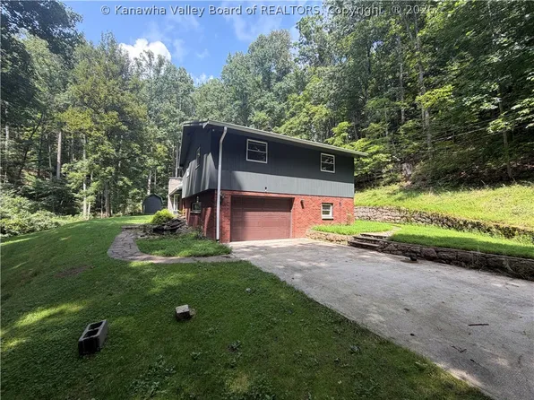 4691 Dudden Fork Rd, Kenna, WV 25248