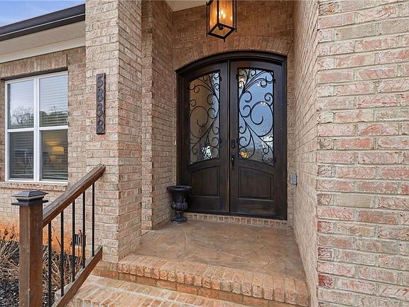 3rd image of 5838 Chrismon Rd