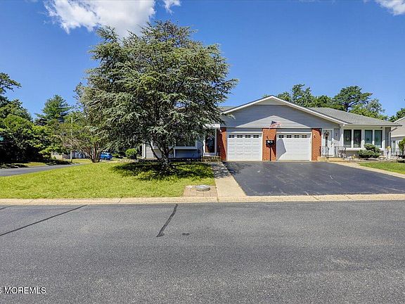 3rd image of 41 Hudson Parkway #A