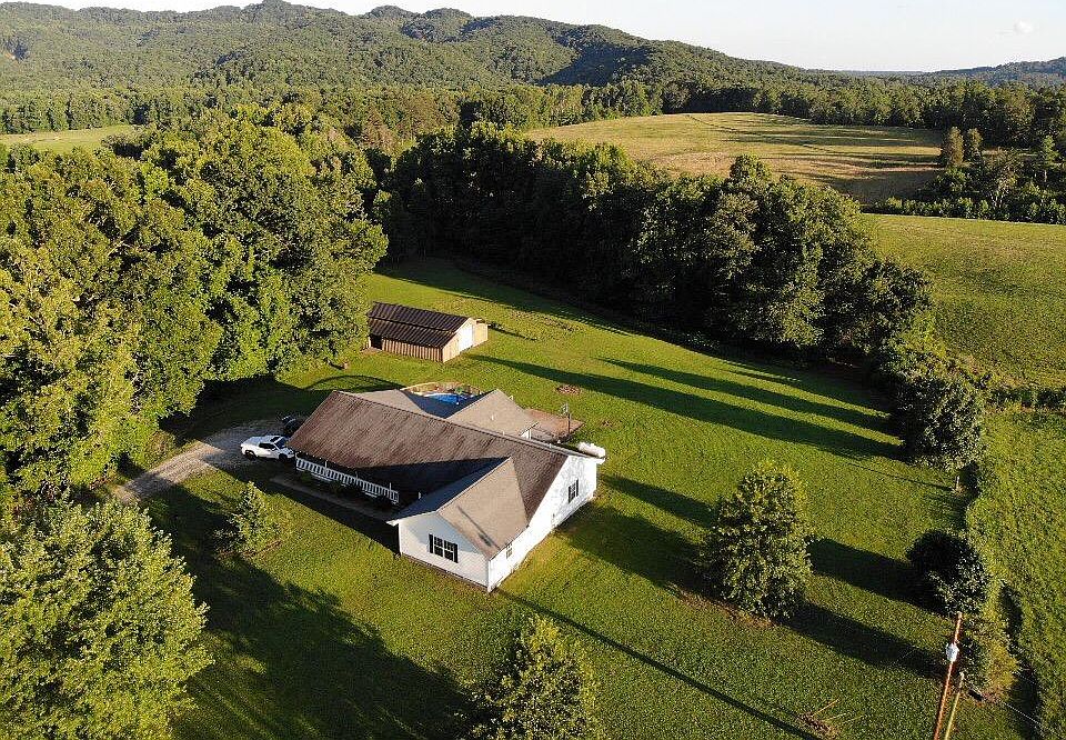 1st image of 3842 Knoxville Hwy