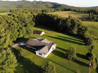 3842 Knoxville Hwy, Oliver springs, TN 37840