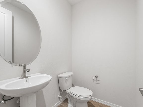 4th image of 43005 W Rojo Street