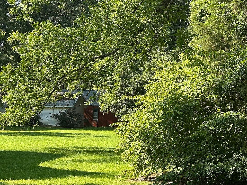 2nd image of 1028 W Main Street