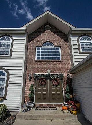 2nd image of 539 Riverby Ln