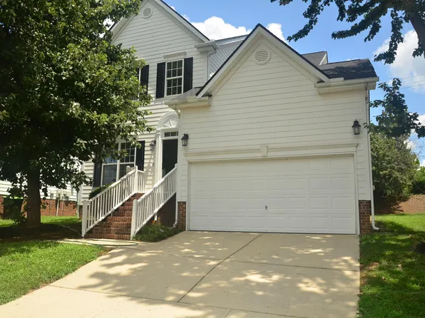 105 Troyer Pl, Apex, NC 27502