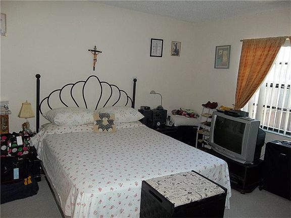 3rd image of 2323 Margarita Ct