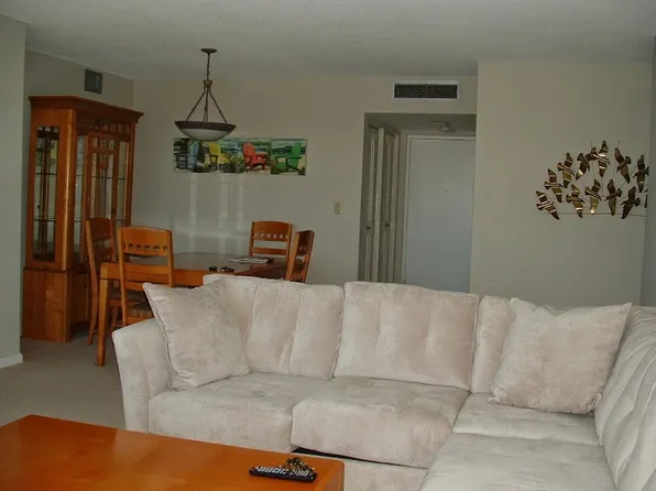 5220 Brittany Dr S APT 1501, Saint Petersburg, FL 33715