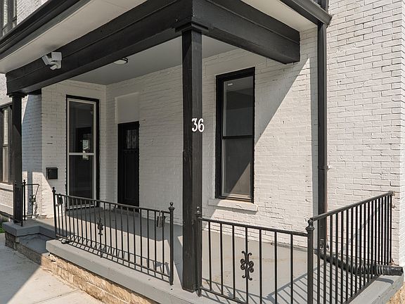 3rd image of 36 Euclid St