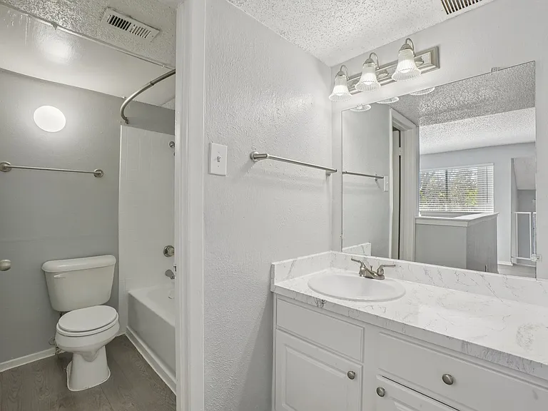 Don't Miss Out Biltmore Homes Leasing Fast — Photo 116