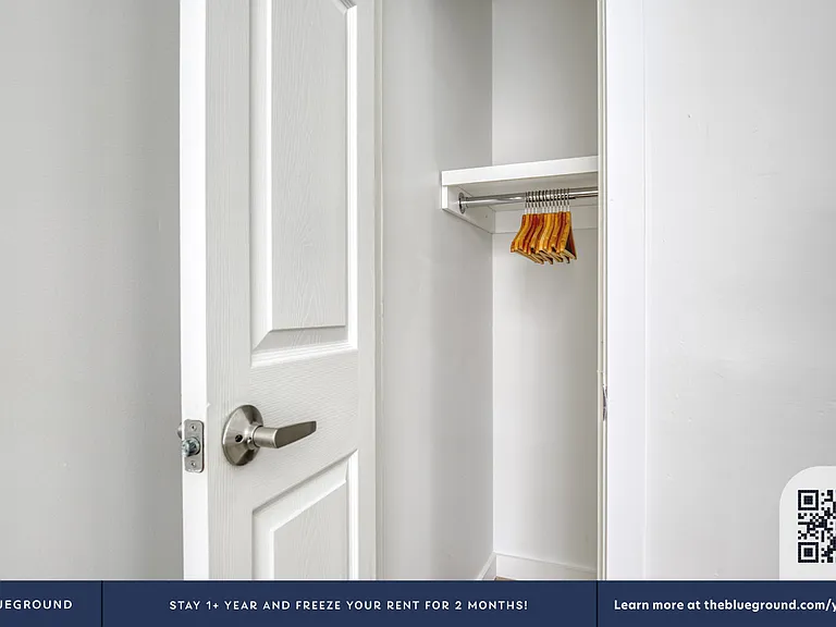 515 E 86th St #203 — Photo 12