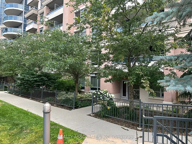 23 Cox Blvd #181 — Photo 3