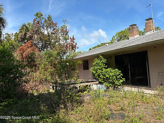 5th image of 455 E Hall Rd