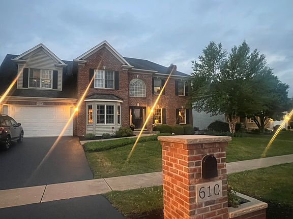 2nd image of 610 Greenfield Turn