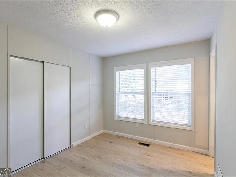 6140 Jones Rd — Photo 9
